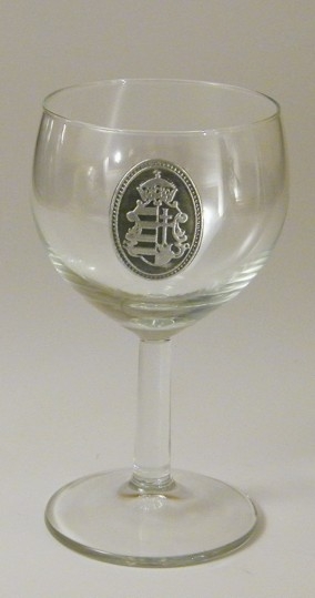 Ón Kossuth címeres talpas borospohár 25cl Ón Kossuth címeres talpas borospohár 25cl
