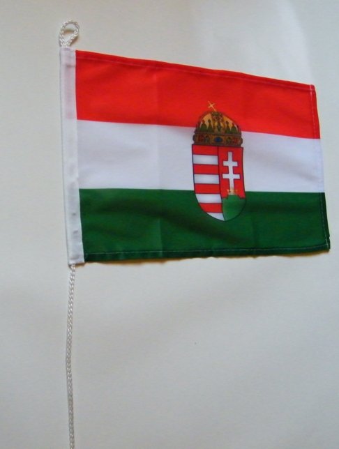 Nemzeti színű címeres megkötős zászló biciklire és hajóra (20X30cm) Nemzeti színű címeres megkötős zászló biciklire és hajóra (20X30cm)