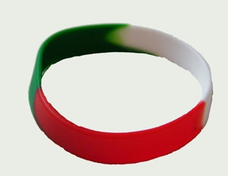 Szilikon osztott nemzeti színű karkötő 20cm Szilikon osztott nemzeti színű karkötő 20cm