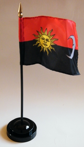 Piros-fekete székely zászló műanyag asztali tartóval Piros-fekete székely zászló műanyag asztali tartóval