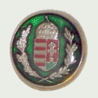 Kerek zöld alapon címeres (17mm) jelvény Kerek zöld alapon címeres (17mm) jelvény