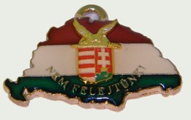Nagy-Magyarországos nemzeti színű turulos címeres bőrszíjas nyaklánc (39x24mm) Nagy-Magyarországos nemzeti színű turulos címeres bőrszíjas nyaklánc (39x24mm)